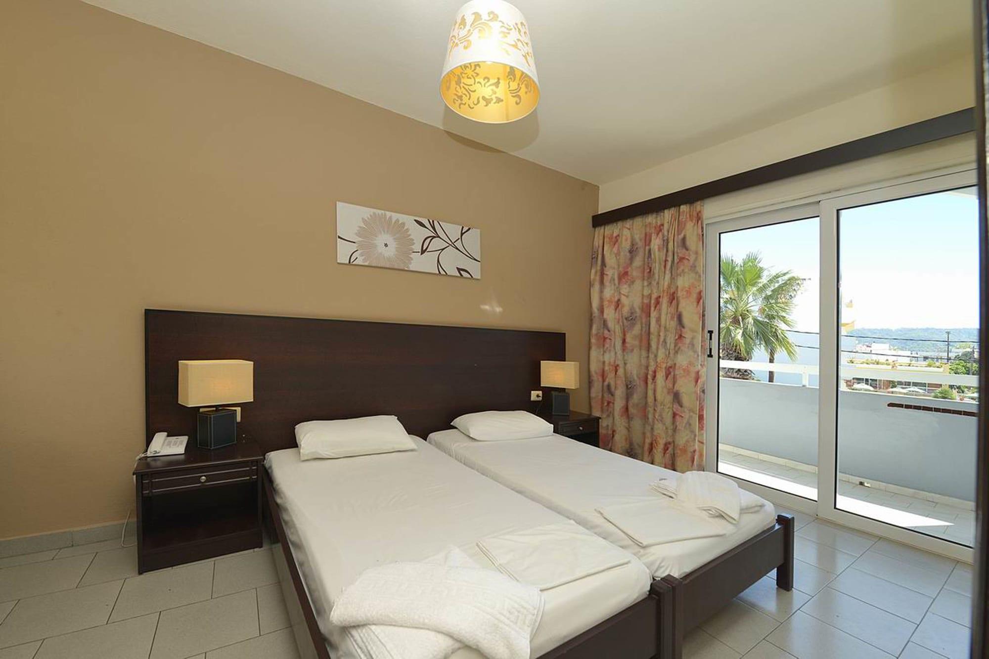 Ialysos City Hotel エクステリア 写真