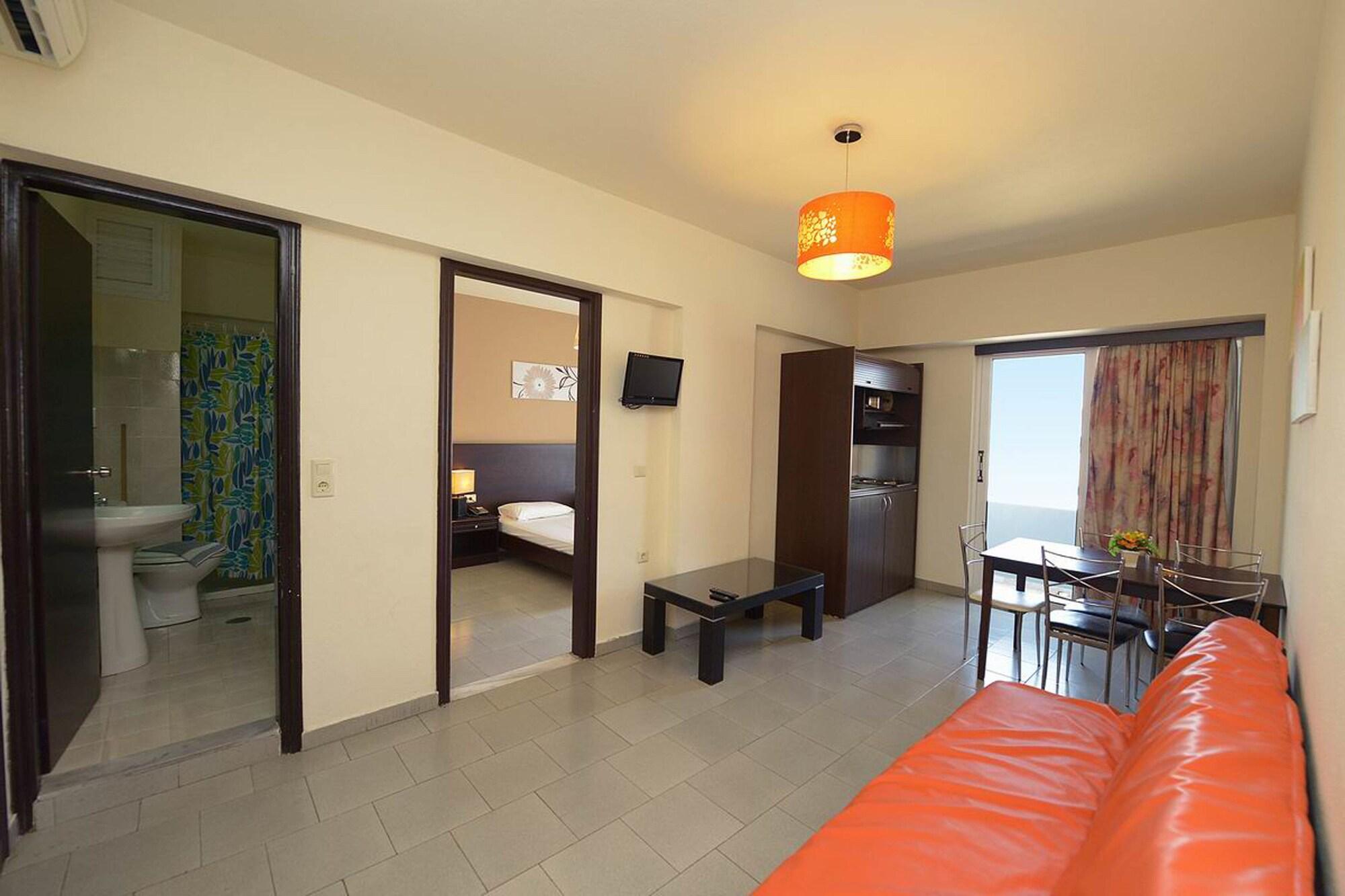 Ialysos City Hotel エクステリア 写真