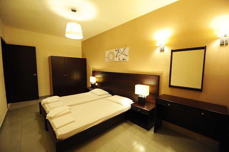 Ialysos City Hotel エクステリア 写真