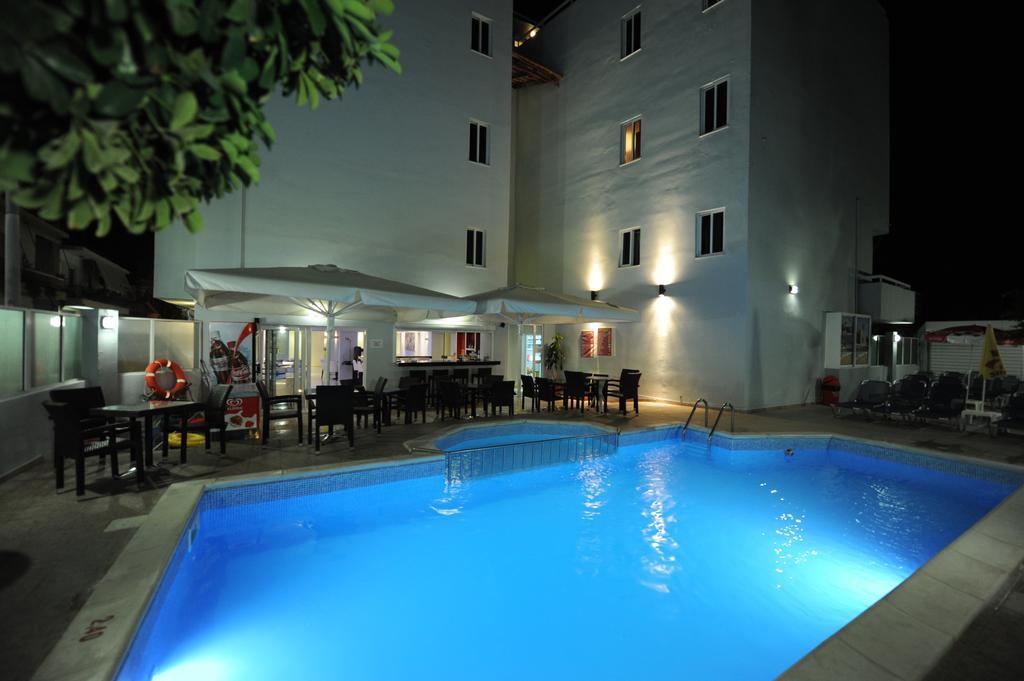 Ialysos City Hotel エクステリア 写真