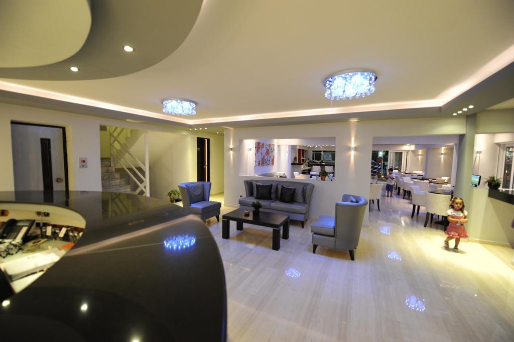 Ialysos City Hotel エクステリア 写真